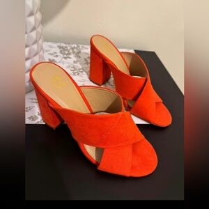 New ( never used) Women Slippers, Orange,Size 7, brand NY&C